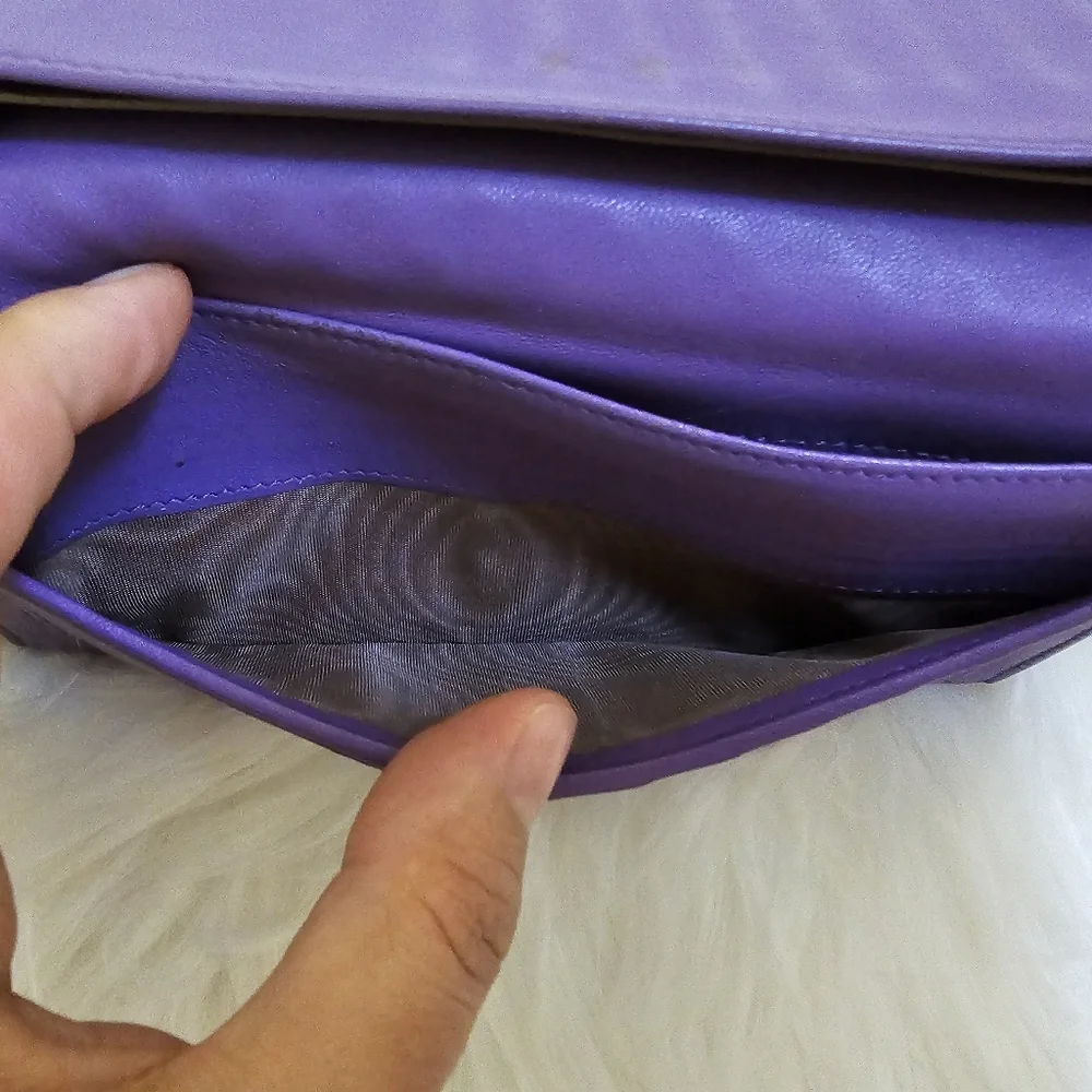💕🎶🎉HOST PICK🎉🎶💕Authentic Bottega Veneta Intrecciato long wallet - Picture 7 of 17